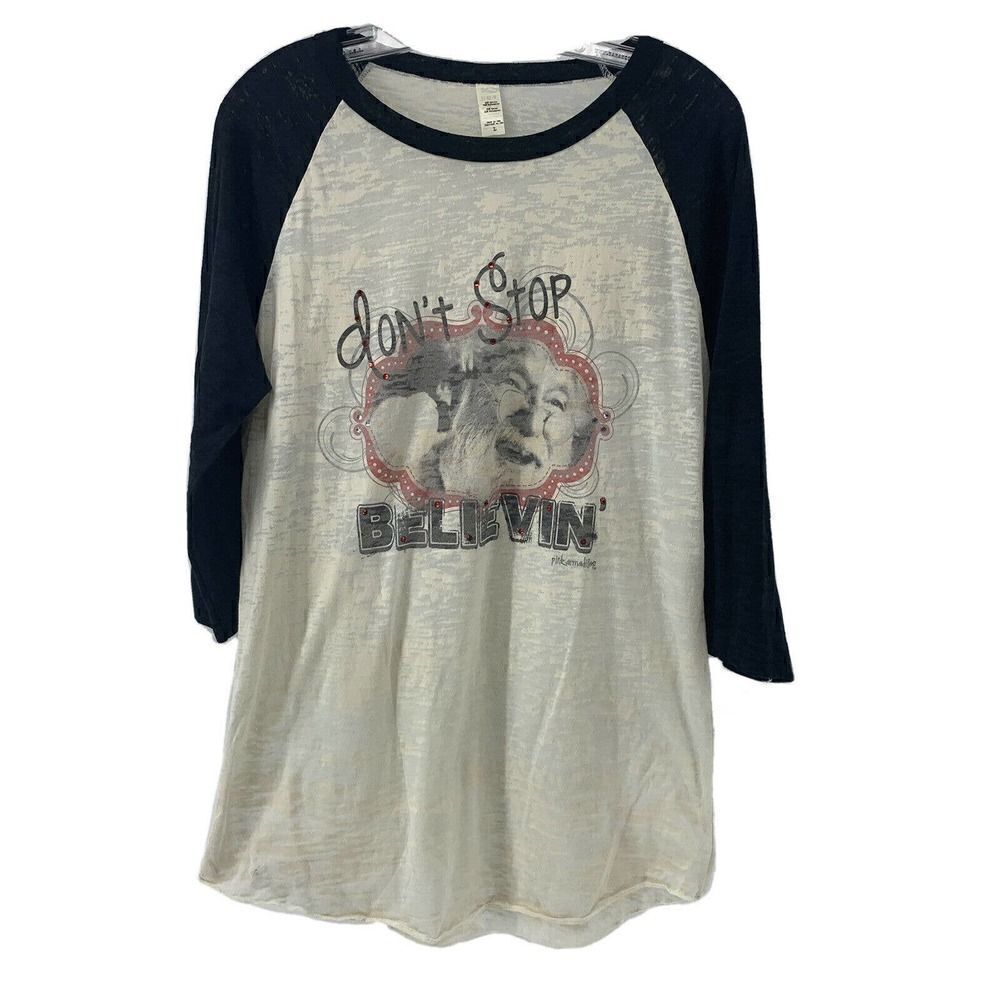 Santa Dont Stop Believin' Christmas Ragland Tee L